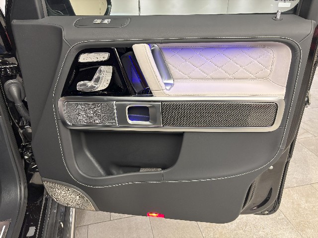 MERCEDES AMG G CLASS 2024 Image 35