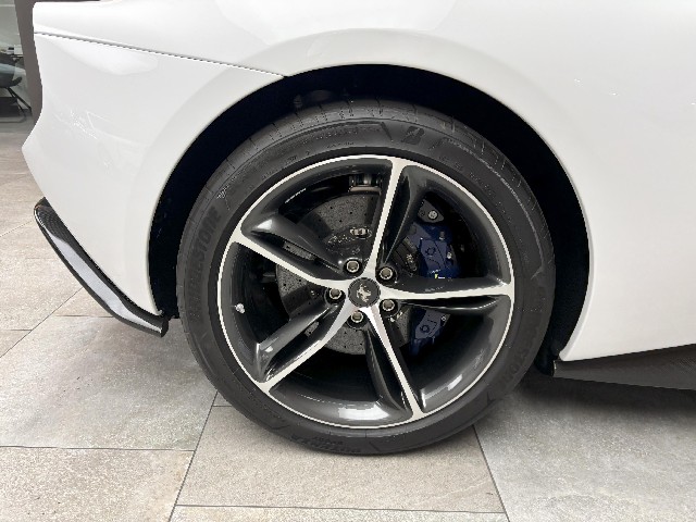 FERRARI 296GTS 2023 Image 27