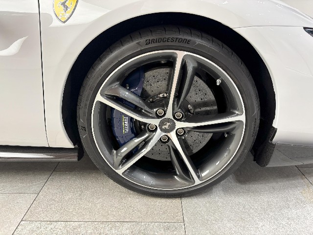 FERRARI 296GTS 2023 Image 28