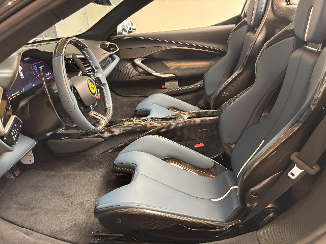 FERRARI 296GTS 2023 Image 32