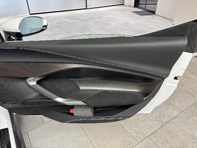 FERRARI 296GTS 2023 Image 38