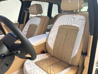 ROLLS ROYCE CULLINAN 2025 Image 19