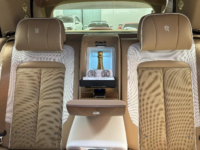 ROLLS ROYCE CULLINAN 2025 Image 32