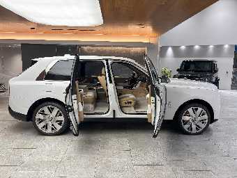 ROLLS ROYCE CULLINAN 2025 Image 5