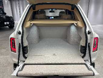 ROLLS ROYCE CULLINAN 2025 Image 37