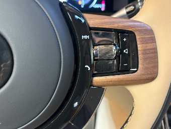 ROLLS ROYCE CULLINAN 2025 Image 42