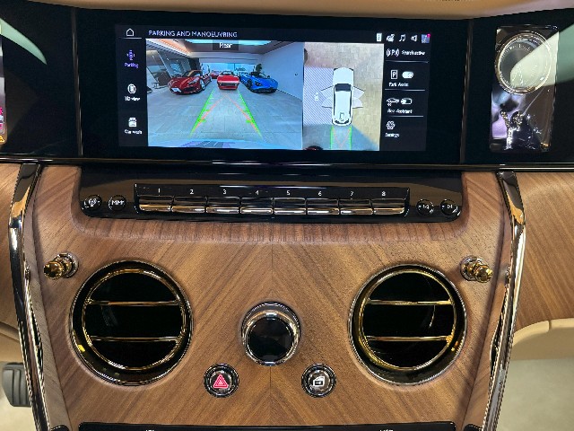 ROLLS ROYCE CULLINAN 2025 Image 51