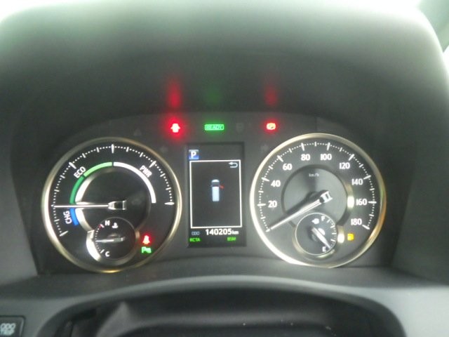 TOYOTA ALPHARD HYBRID 2018 Image 20