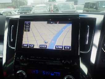 TOYOTA ALPHARD HYBRID 2018 Image 10