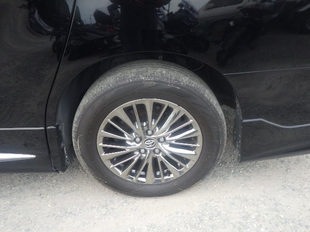 TOYOTA ALPHARD HYBRID 2018 Image 34