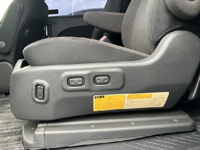 TOYOTA ESTIMA 2014 Image 31