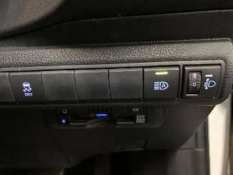 TOYOTA COROLLA TOURING 2020 Image 12