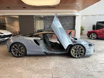 MCLAREN ARTURA 2025 Image 4