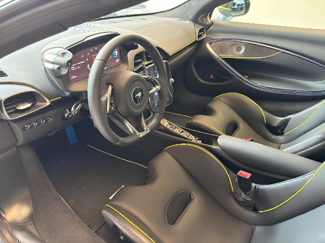 MCLAREN ARTURA 2025 Image 31