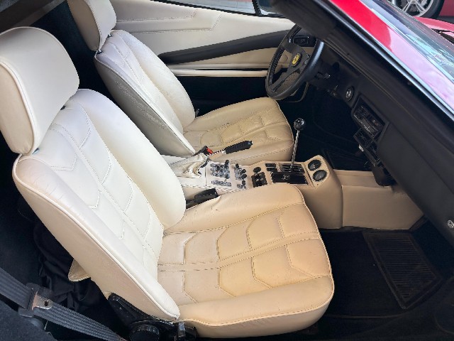 FERRARI 308 1993 Image 23