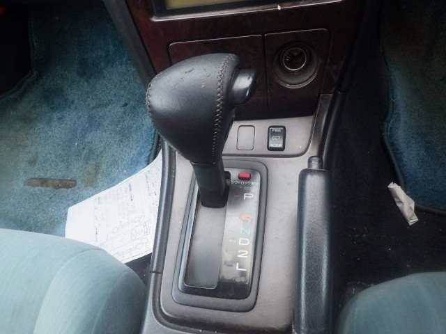TOYOTA MARK II 1993 Image 23