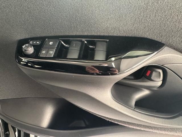 TOYOTA YARIS 2022 Image 26