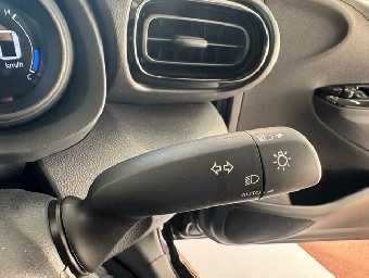 TOYOTA YARIS 2022 Image 22