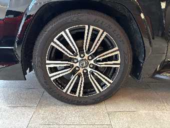 LEXUS LX 2023 Image 11