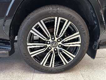 LEXUS LX 2023 Image 12