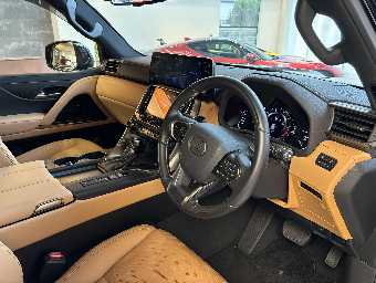 LEXUS LX 2023 Image 15