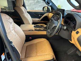 LEXUS LX 2023 Image 16