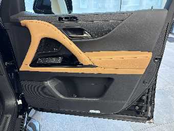 LEXUS LX 2023 Image 18