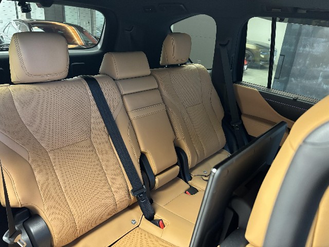 LEXUS LX 2023 Image 27
