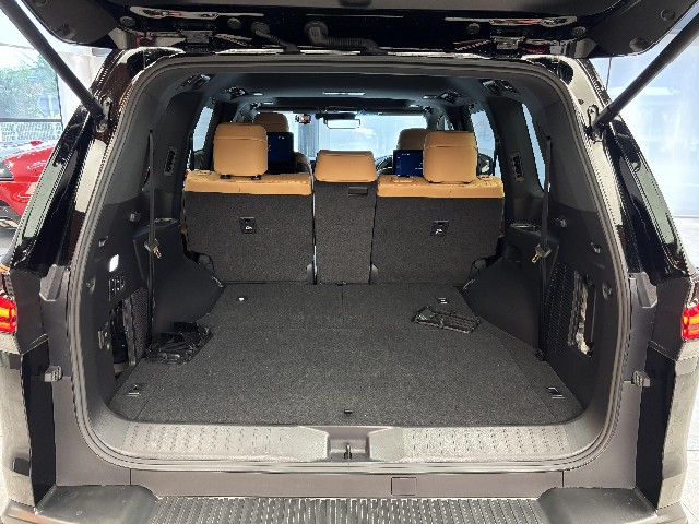 LEXUS LX 2023 Image 29