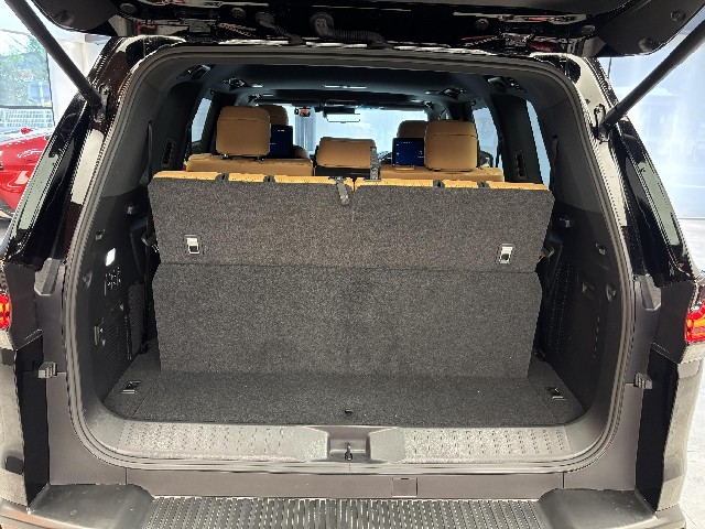 LEXUS LX 2023 Image 30