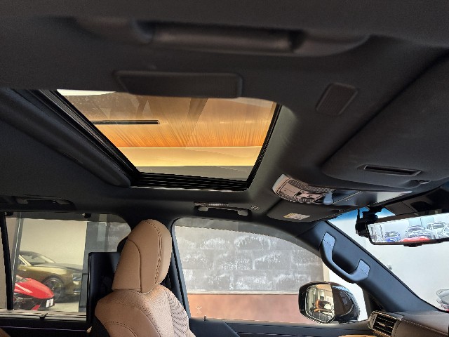 LEXUS LX 2023 Image 55