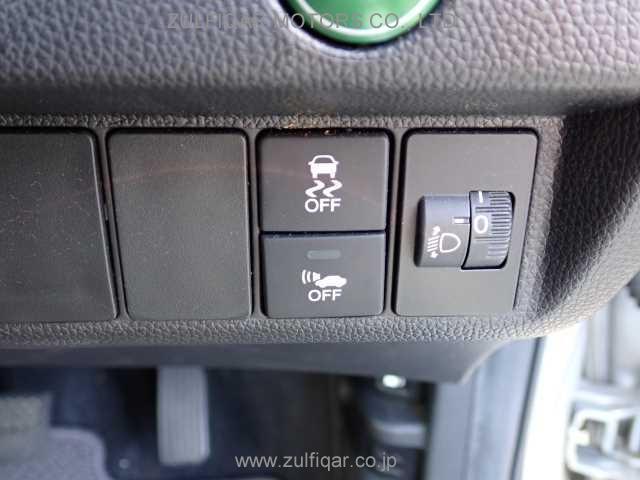 HONDA FIT HYBRID 2016 Image 9