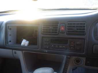 MAZDA BONGO FRIENDEE 1999 Image 10