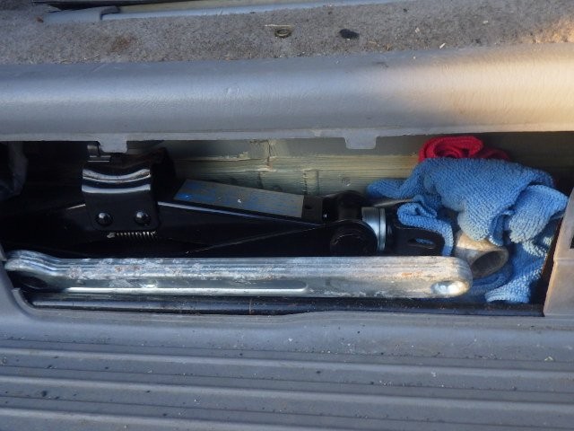 MAZDA BONGO FRIENDEE 1999 Image 27