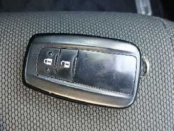 TOYOTA COROLLA TOURING 2020 Image 9