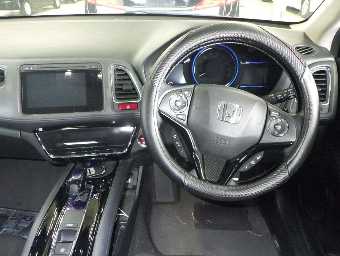 HONDA VEZEL 2015 Image 6