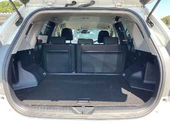 TOYOTA PRIUS ALPHA 2020 Image 8