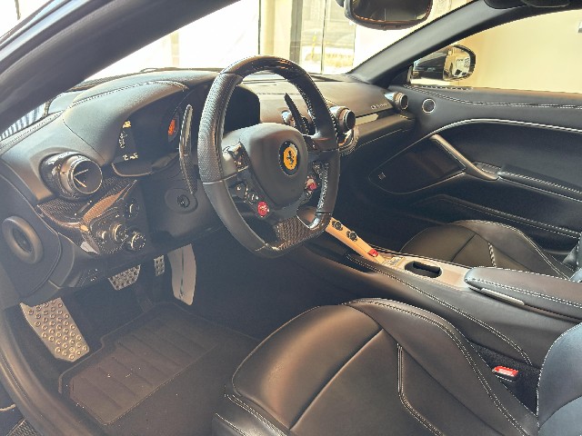 FERRARI F12 BERLINETTA 2015 Image 22