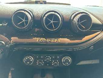 FERRARI F12 BERLINETTA 2015 Image 31