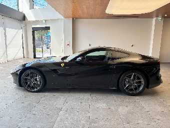 FERRARI F12 BERLINETTA 2015 Image 9