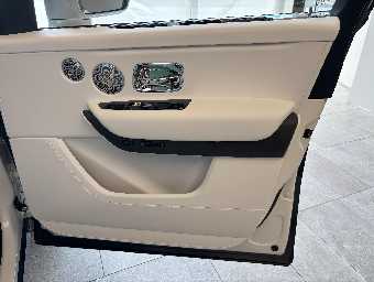 ROLLS ROYCE CULLINAN 2024 Image 24