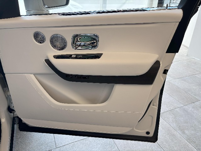 ROLLS ROYCE CULLINAN 2024 Image 30