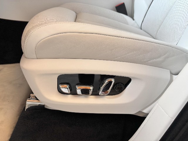 ROLLS ROYCE CULLINAN 2024 Image 43