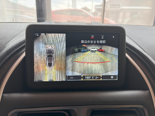 ASTON MARTIN DB11 2017 Image 34