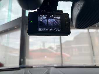 ASTON MARTIN DB11 2017 Image 31