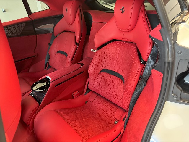 FERRARI PUROSANGUE 2025 Image 28