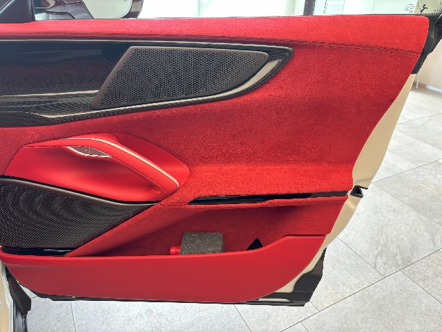 FERRARI PUROSANGUE 2025 Image 35