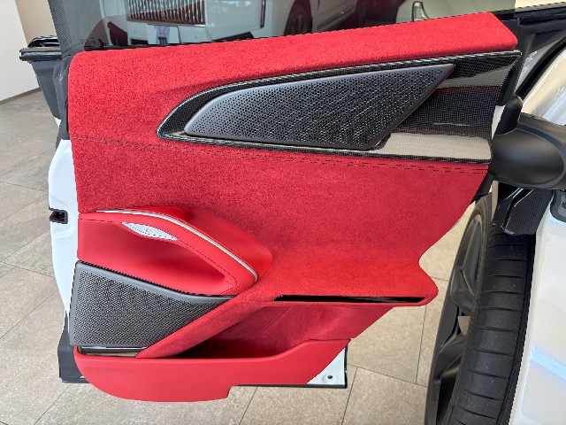 FERRARI PUROSANGUE 2025 Image 38