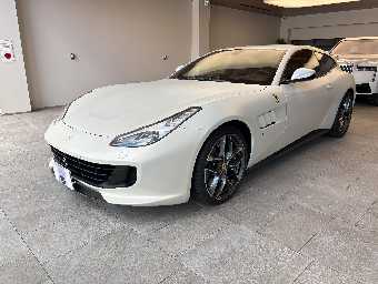 FERRARI GTC4 LUSSO 2017 Image 1