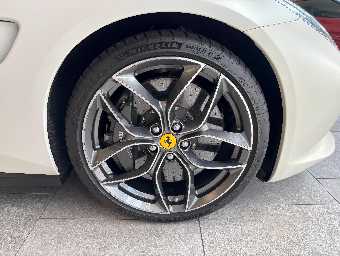 FERRARI GTC4 LUSSO 2017 Image 12